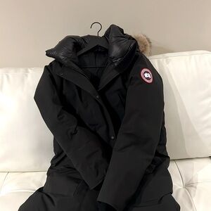 Women’s Canada Goose: Ellesmere Parka